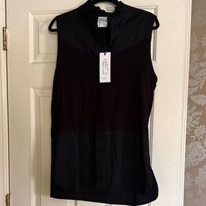 Finley Black Sleeveless Blouse